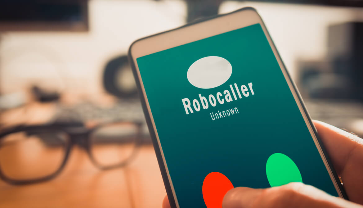 smartphone showing robocall coming in